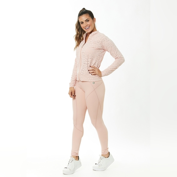 Bomber Table Mountain Pink Leopard - Picture 4 of 6